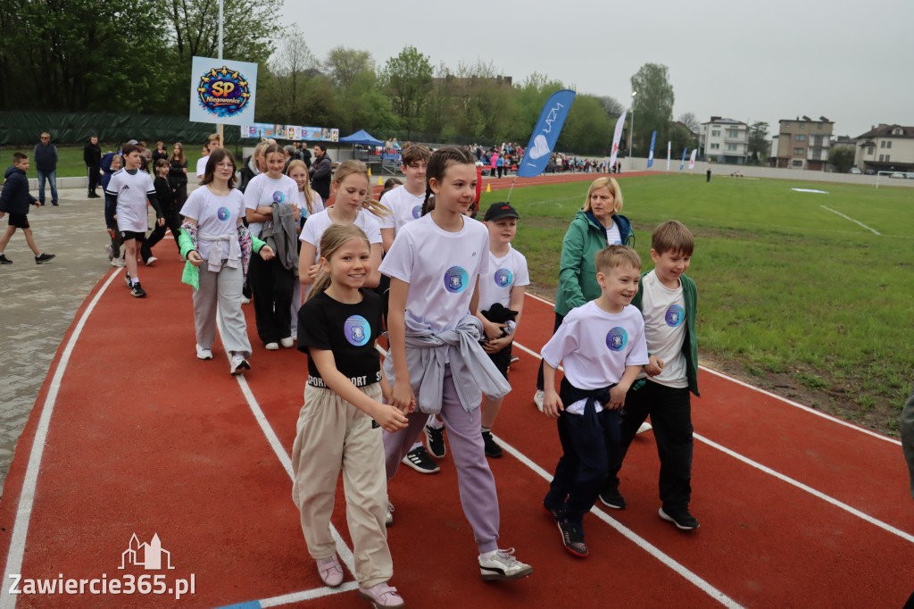 Fotorelacja: Uroczystość otwarcia stadionu miejskiego w Łazach po rewitalizacji