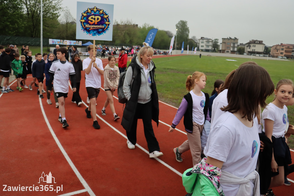 Fotorelacja: Uroczystość otwarcia stadionu miejskiego w Łazach po rewitalizacji