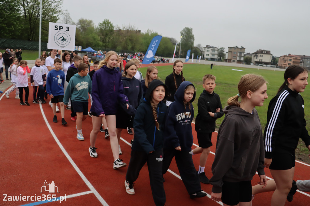 Fotorelacja: Uroczystość otwarcia stadionu miejskiego w Łazach po rewitalizacji