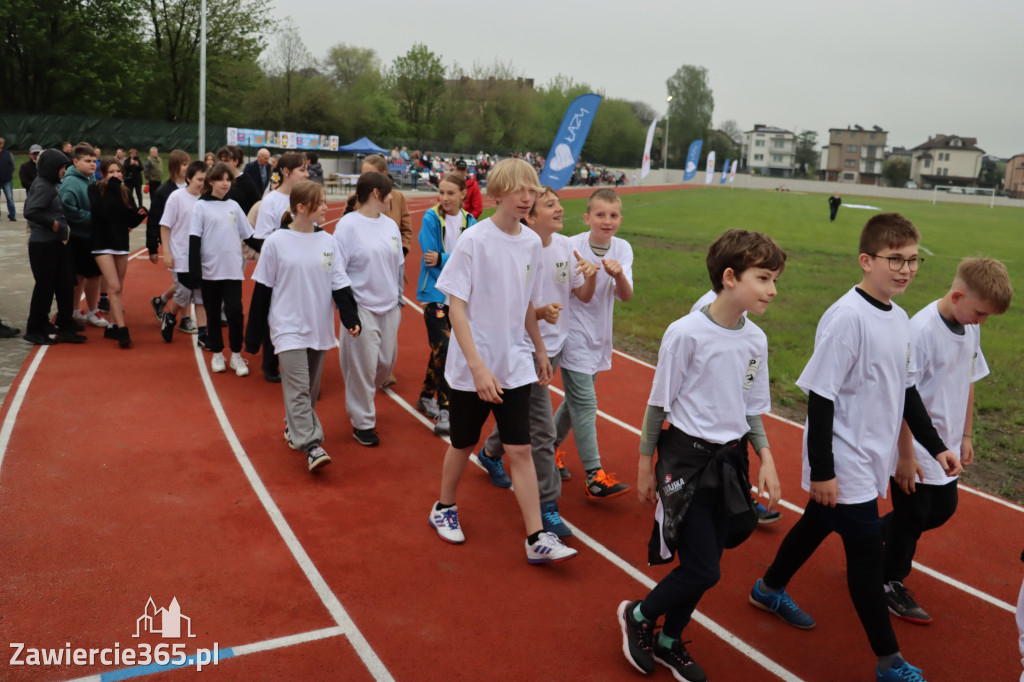 Fotorelacja: Uroczystość otwarcia stadionu miejskiego w Łazach po rewitalizacji