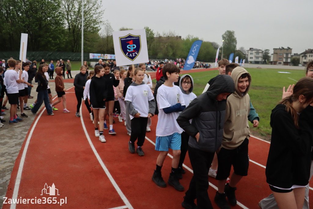 Fotorelacja: Uroczystość otwarcia stadionu miejskiego w Łazach po rewitalizacji