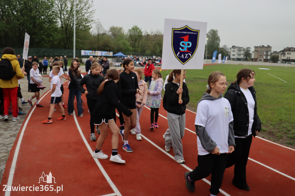 Fotorelacja: Uroczystość otwarcia stadionu miejskiego w Łazach po rewitalizacji