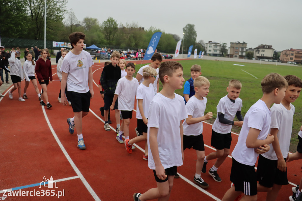 Fotorelacja: Uroczystość otwarcia stadionu miejskiego w Łazach po rewitalizacji