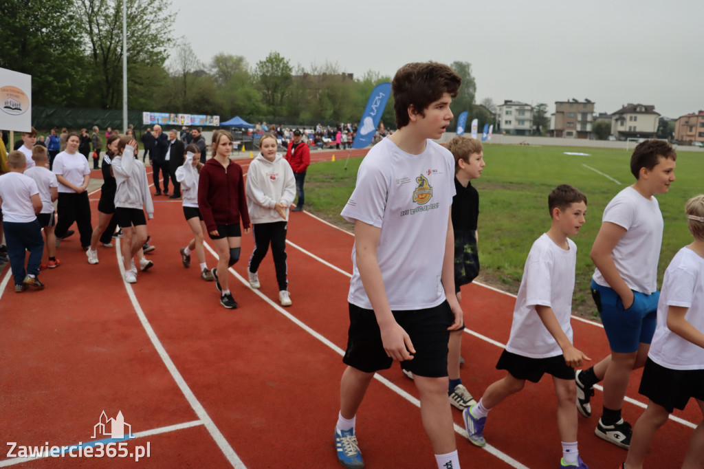 Fotorelacja: Uroczystość otwarcia stadionu miejskiego w Łazach po rewitalizacji