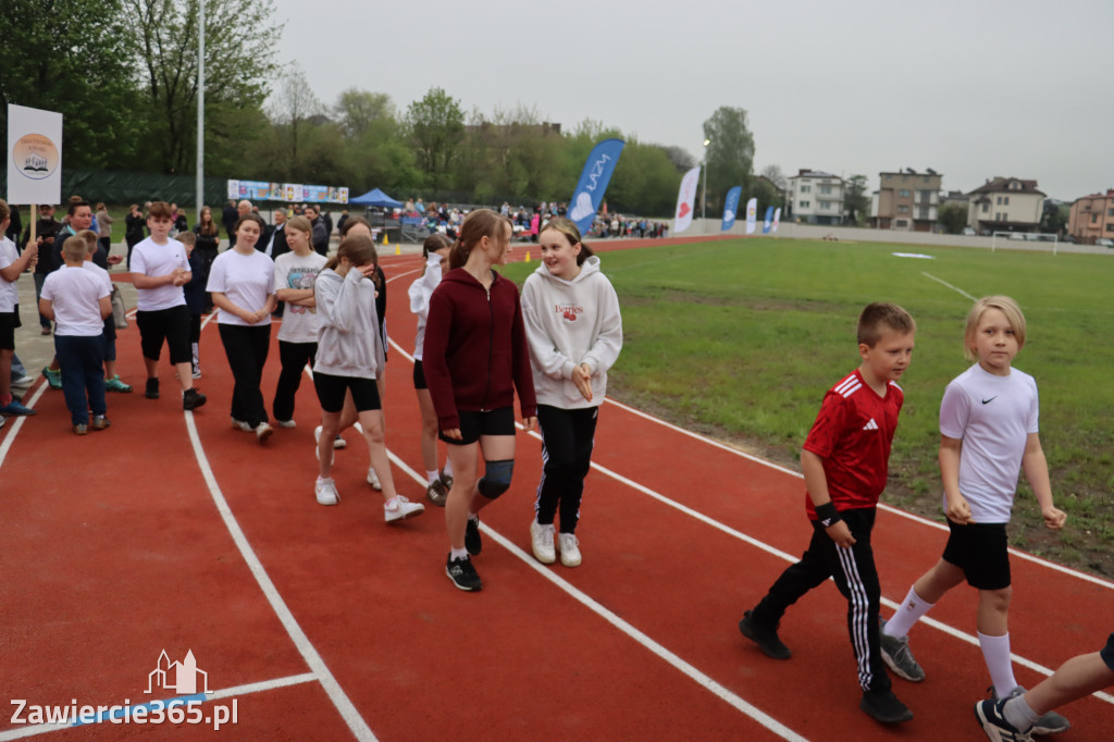 Fotorelacja: Uroczystość otwarcia stadionu miejskiego w Łazach po rewitalizacji