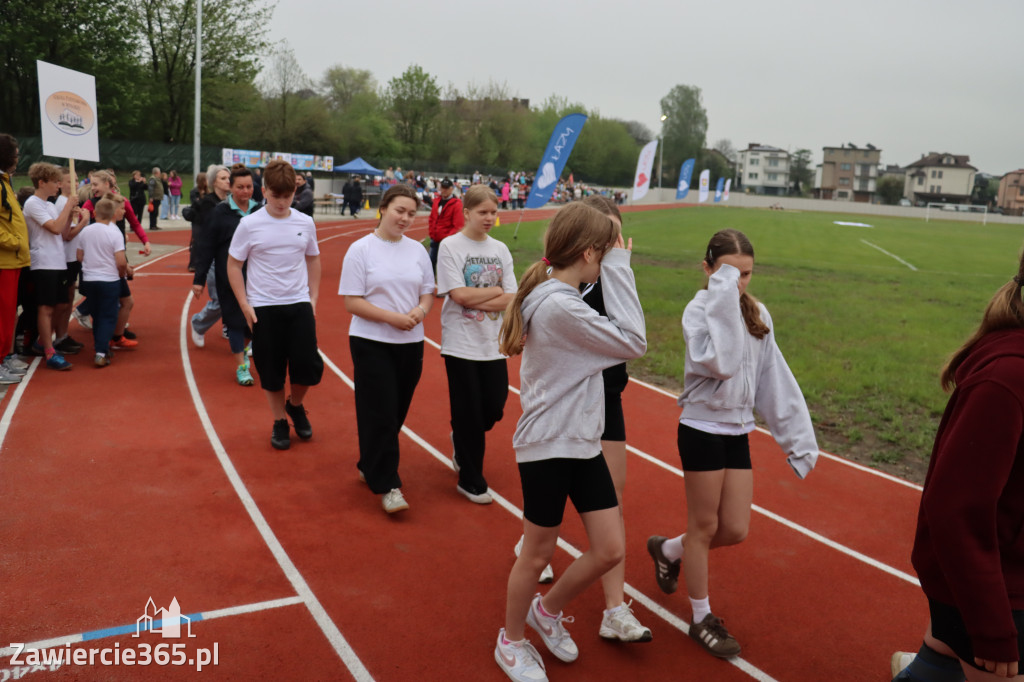 Fotorelacja: Uroczystość otwarcia stadionu miejskiego w Łazach po rewitalizacji