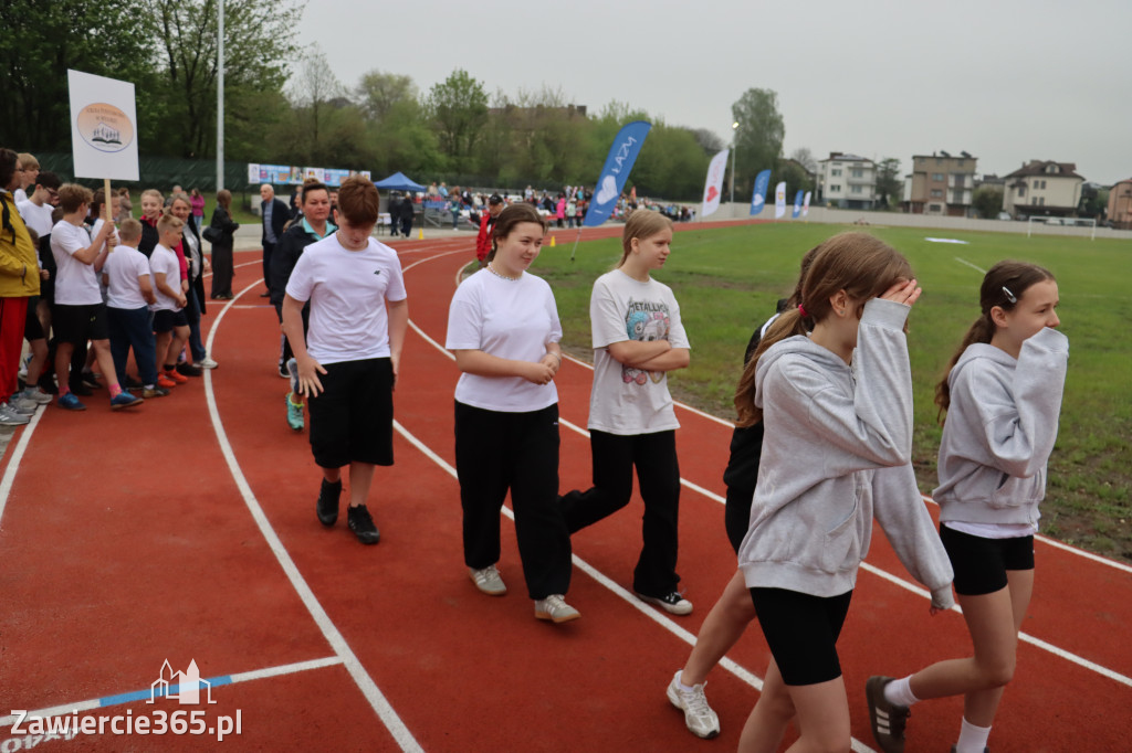 Fotorelacja: Uroczystość otwarcia stadionu miejskiego w Łazach po rewitalizacji
