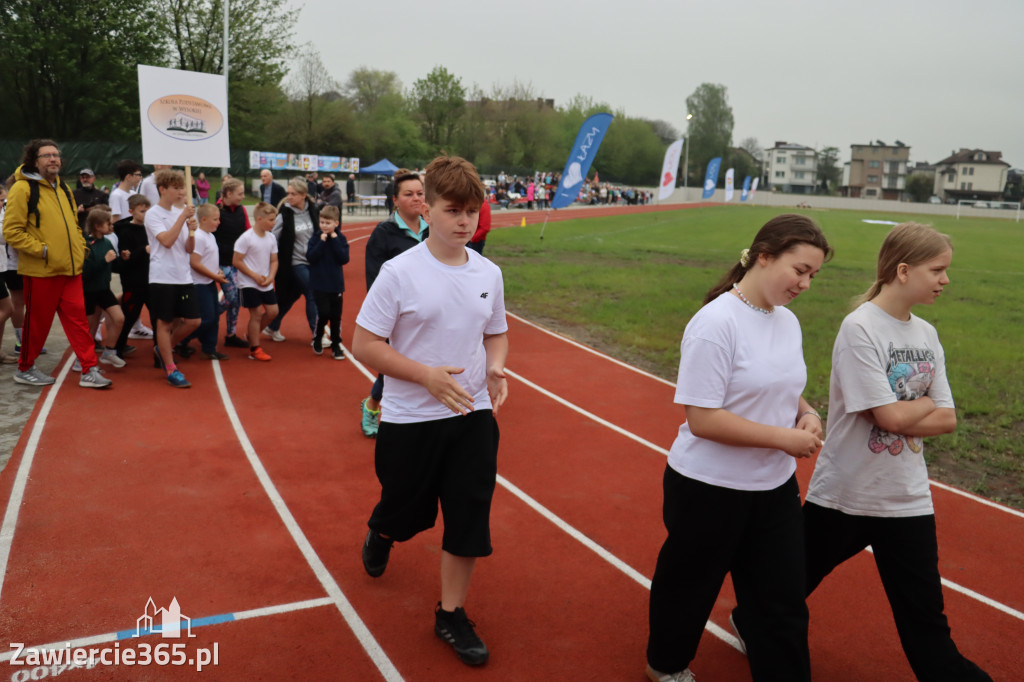 Fotorelacja: Uroczystość otwarcia stadionu miejskiego w Łazach po rewitalizacji
