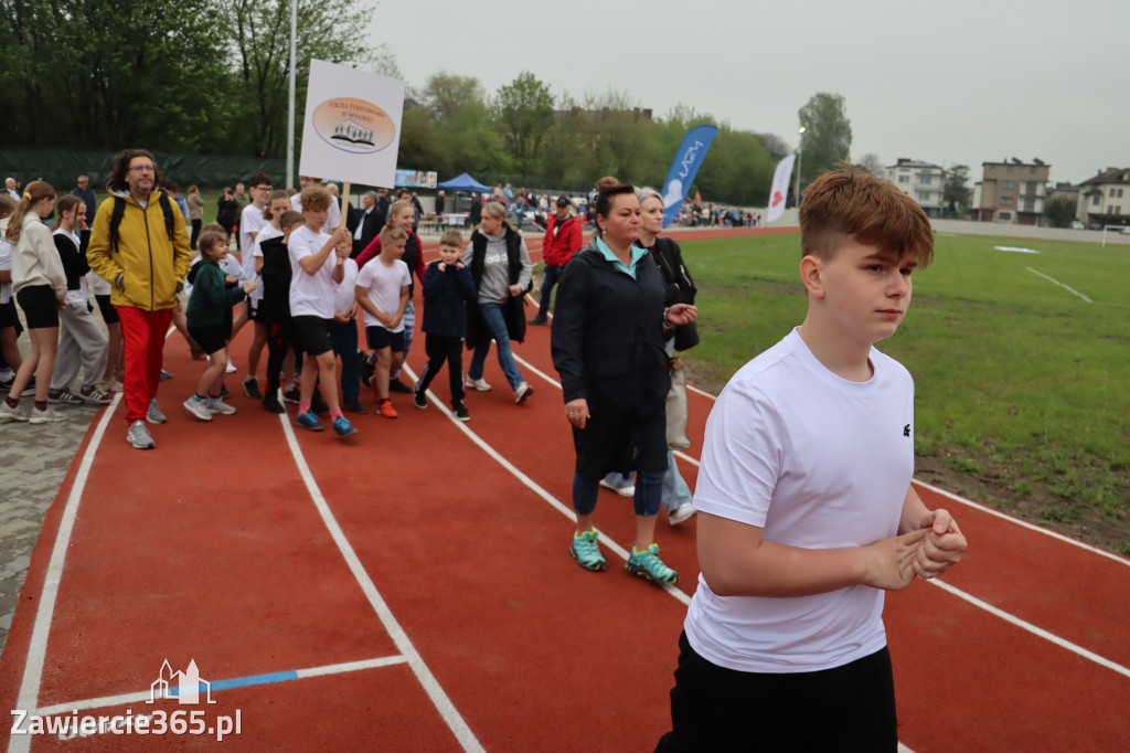 Fotorelacja: Uroczystość otwarcia stadionu miejskiego w Łazach po rewitalizacji