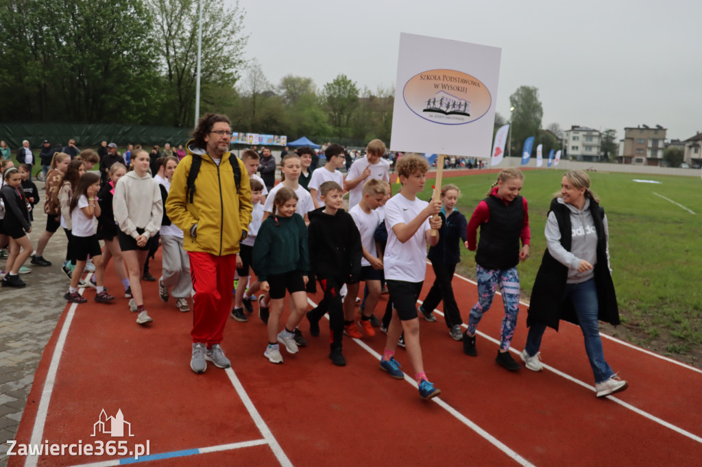 Fotorelacja: Uroczystość otwarcia stadionu miejskiego w Łazach po rewitalizacji