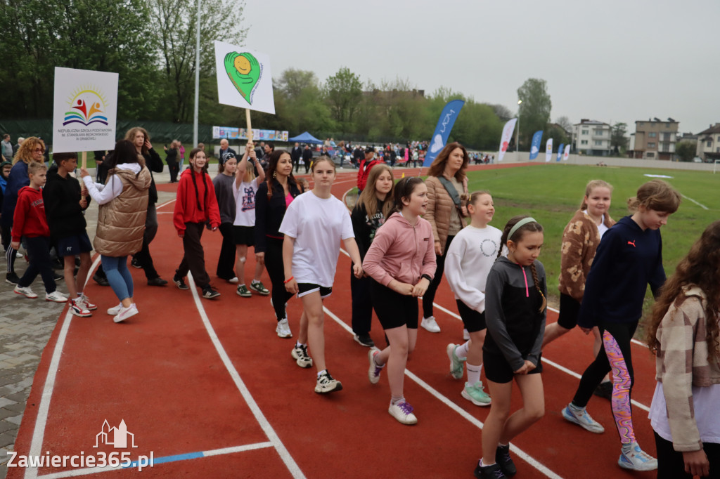 Fotorelacja: Uroczystość otwarcia stadionu miejskiego w Łazach po rewitalizacji