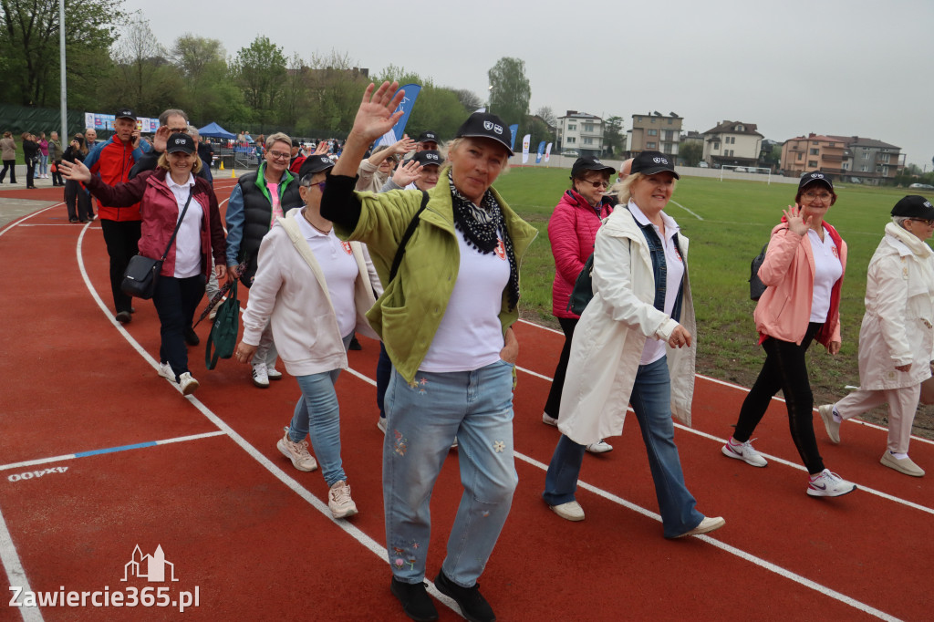 Fotorelacja: Uroczystość otwarcia stadionu miejskiego w Łazach po rewitalizacji