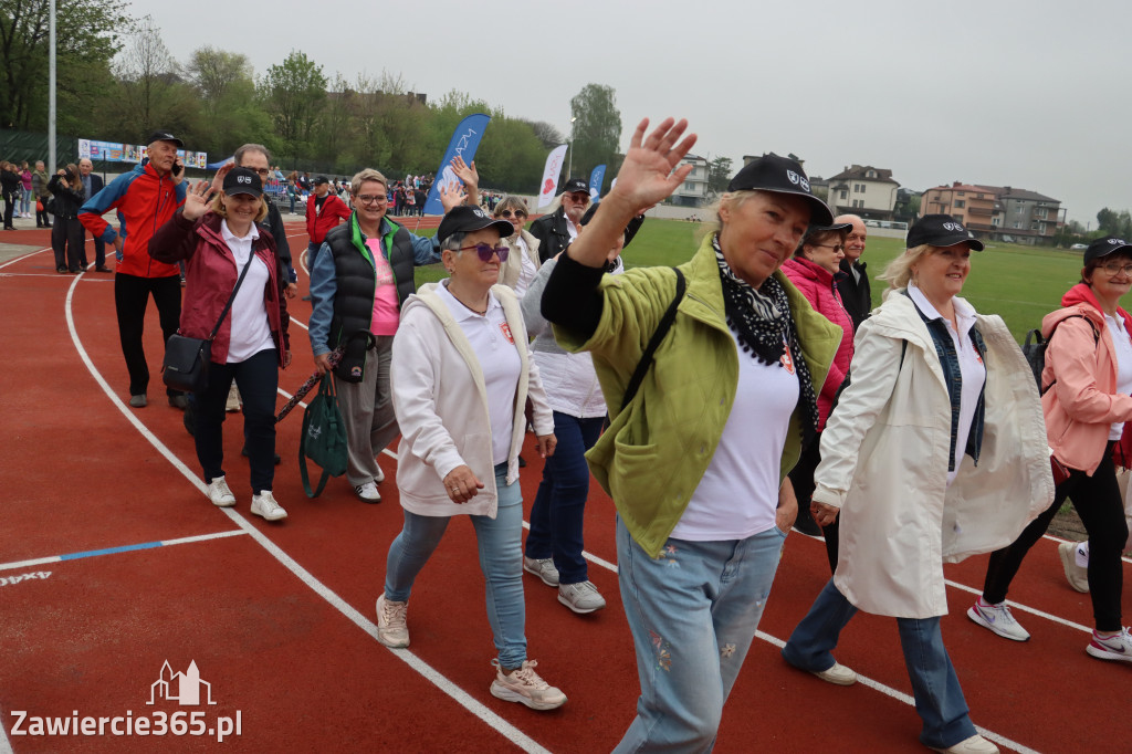 Fotorelacja: Uroczystość otwarcia stadionu miejskiego w Łazach po rewitalizacji