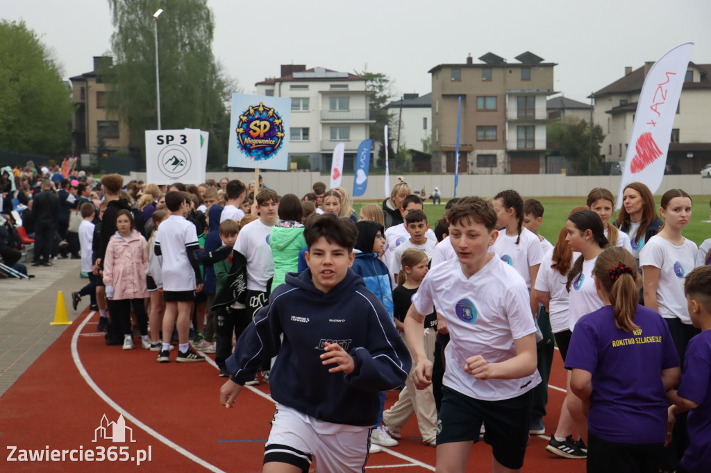 Fotorelacja: Uroczystość otwarcia stadionu miejskiego w Łazach po rewitalizacji
