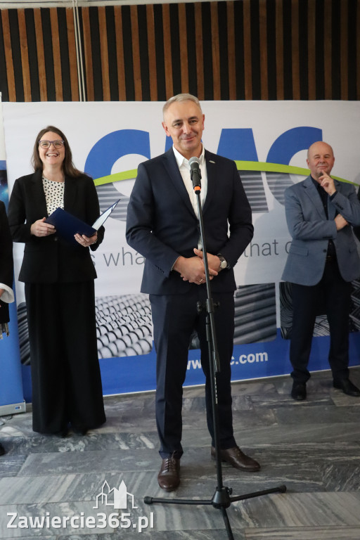 Fotorelacja: „Lato na propsie” - wernisaż wystawy w MOK Zawiercie