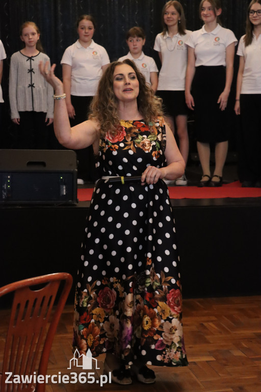 Fotorelacja: Koncert Nie tylko dla Mam w Pałacyku nad Wartą w Zawierciu Kromołowie