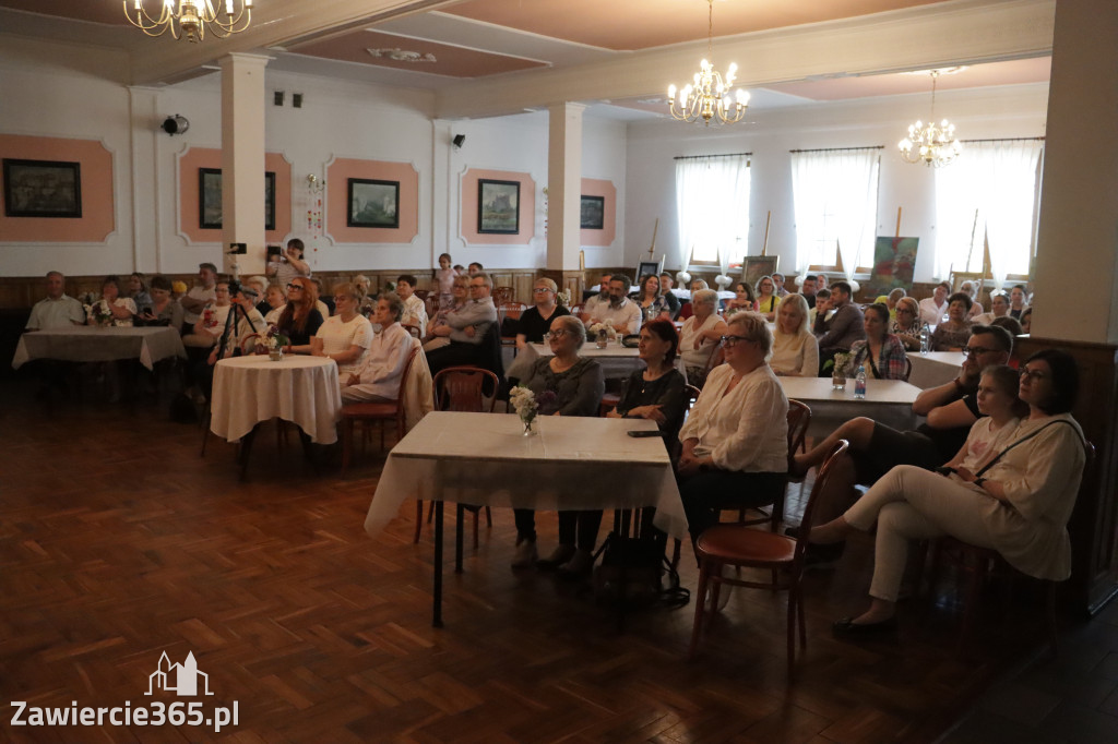 Fotorelacja: Koncert Nie tylko dla Mam w Pałacyku nad Wartą w Zawierciu Kromołowie