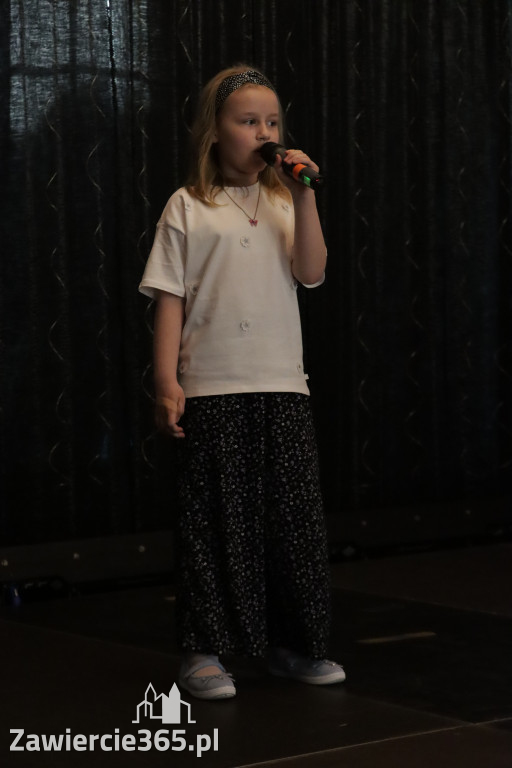 Fotorelacja: Koncert Nie tylko dla Mam w Pałacyku nad Wartą w Zawierciu Kromołowie