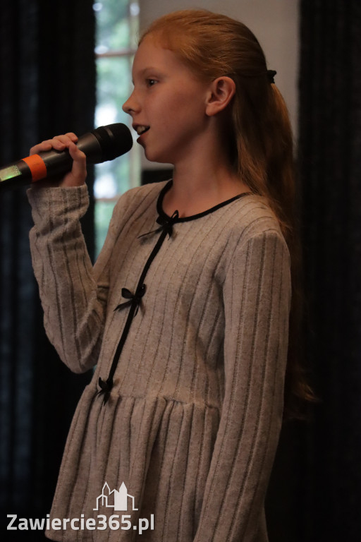 Fotorelacja: Koncert Nie tylko dla Mam w Pałacyku nad Wartą w Zawierciu Kromołowie