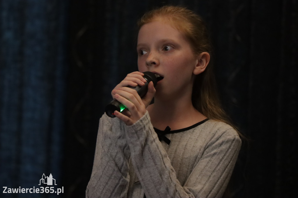 Fotorelacja: Koncert Nie tylko dla Mam w Pałacyku nad Wartą w Zawierciu Kromołowie