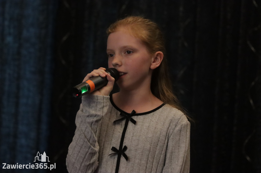 Fotorelacja: Koncert Nie tylko dla Mam w Pałacyku nad Wartą w Zawierciu Kromołowie
