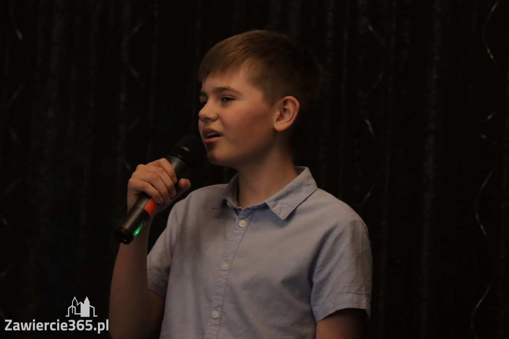 Fotorelacja: Koncert Nie tylko dla Mam w Pałacyku nad Wartą w Zawierciu Kromołowie