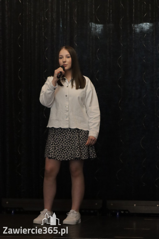 Fotorelacja: Koncert Nie tylko dla Mam w Pałacyku nad Wartą w Zawierciu Kromołowie