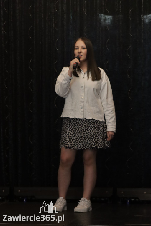 Fotorelacja: Koncert Nie tylko dla Mam w Pałacyku nad Wartą w Zawierciu Kromołowie