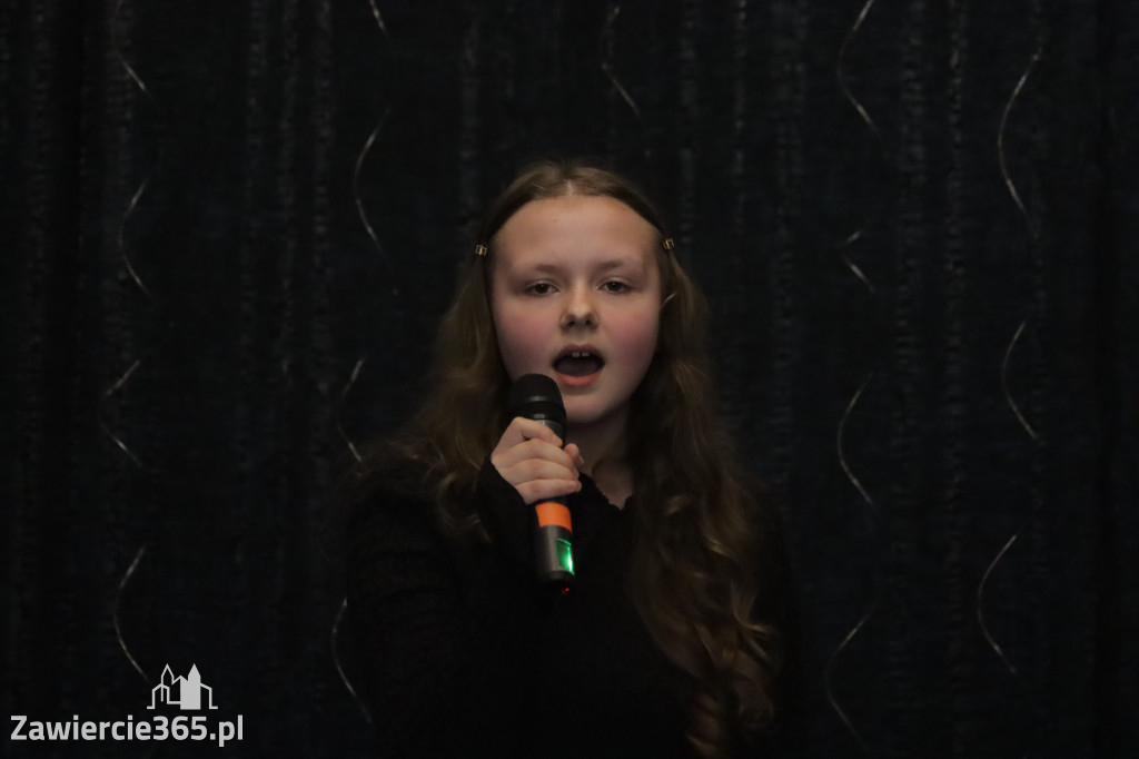 Fotorelacja: Koncert Nie tylko dla Mam w Pałacyku nad Wartą w Zawierciu Kromołowie