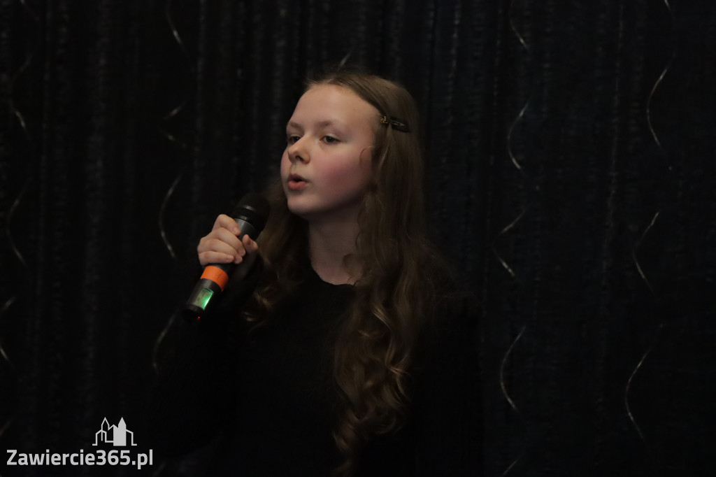 Fotorelacja: Koncert Nie tylko dla Mam w Pałacyku nad Wartą w Zawierciu Kromołowie
