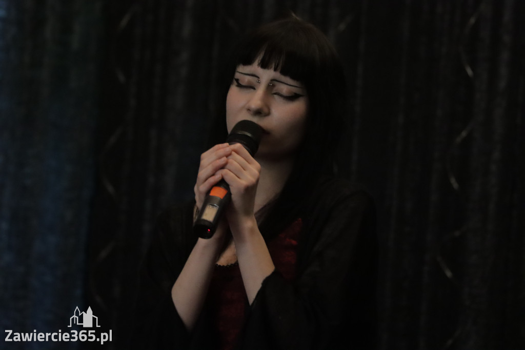 Fotorelacja: Koncert Nie tylko dla Mam w Pałacyku nad Wartą w Zawierciu Kromołowie