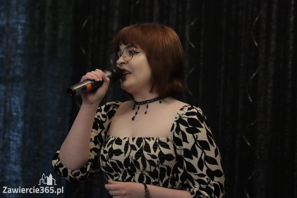 Fotorelacja: Koncert Nie tylko dla Mam w Pałacyku nad Wartą w Zawierciu Kromołowie