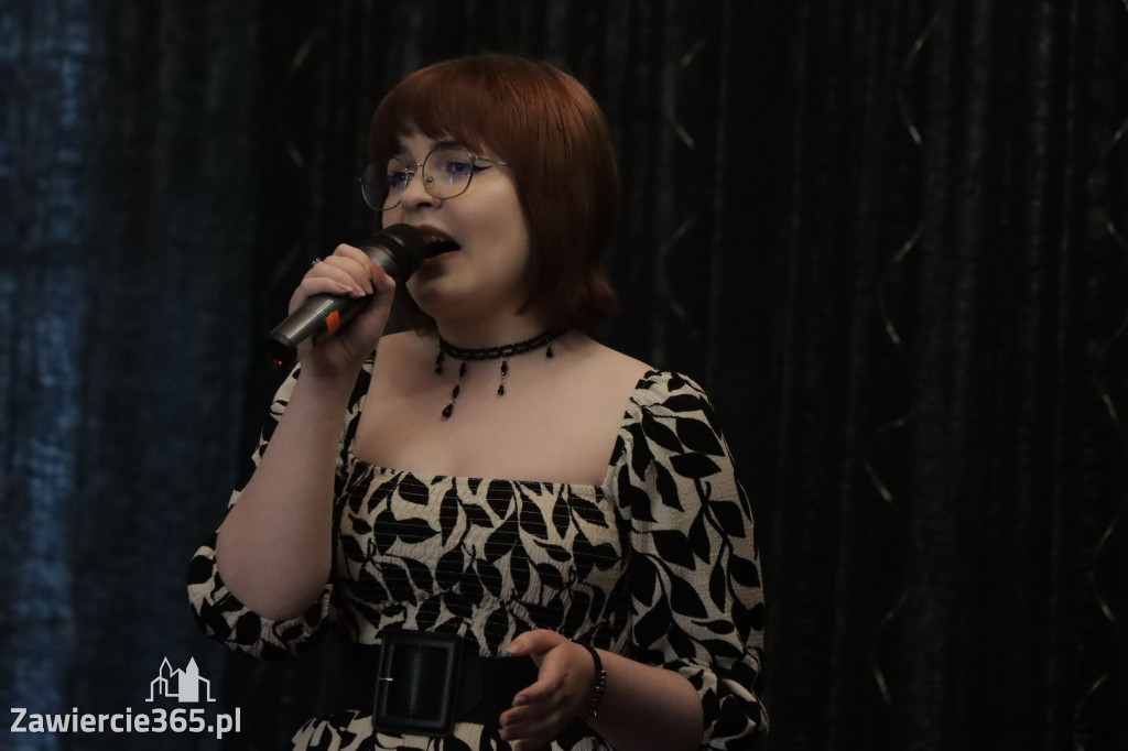 Fotorelacja: Koncert Nie tylko dla Mam w Pałacyku nad Wartą w Zawierciu Kromołowie