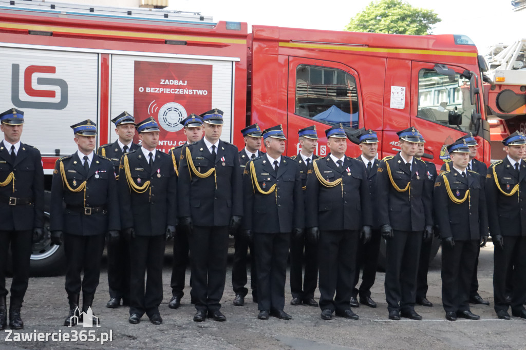 Fotorelacja: Powiatowe Obchody Dnia Strażaka w Zawierciu