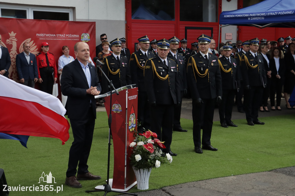 Fotorelacja: Powiatowe Obchody Dnia Strażaka w Zawierciu