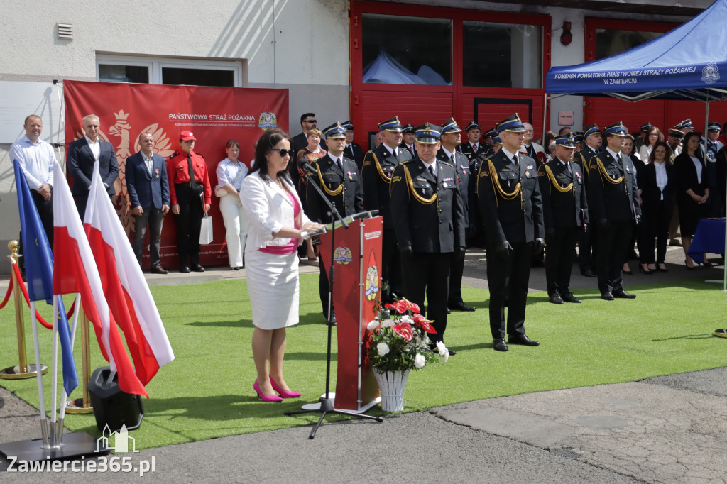 Fotorelacja: Powiatowe Obchody Dnia Strażaka w Zawierciu