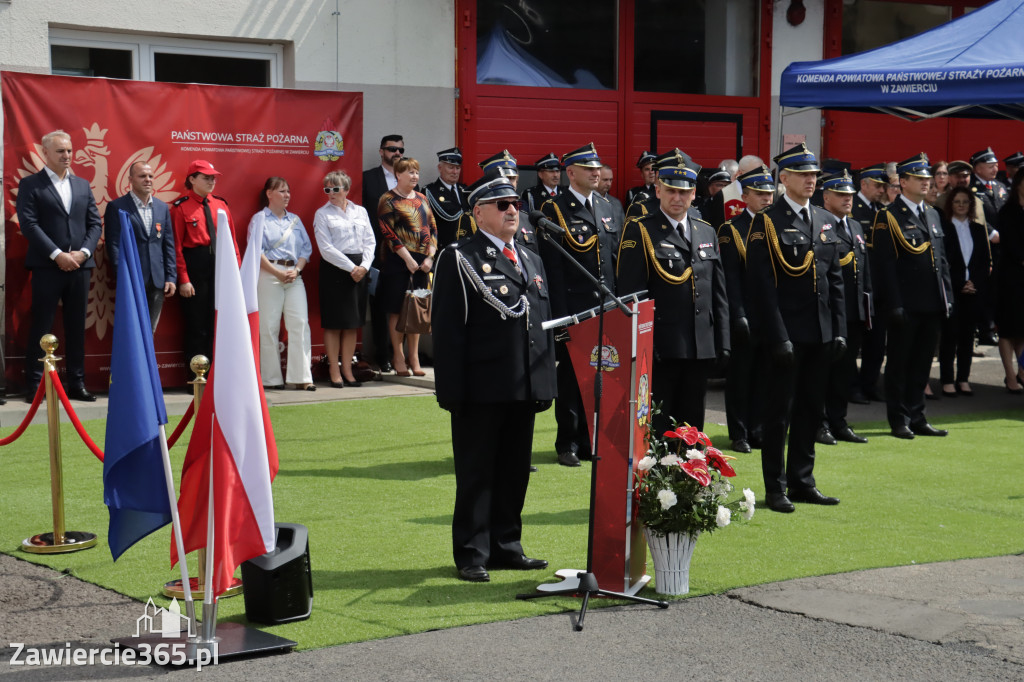Fotorelacja: Powiatowe Obchody Dnia Strażaka w Zawierciu