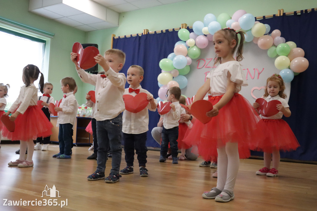 Fotorelacja II: Festyn Rodzinny w Przedszkolu Integracyjnym nr 3 w Zawierciu