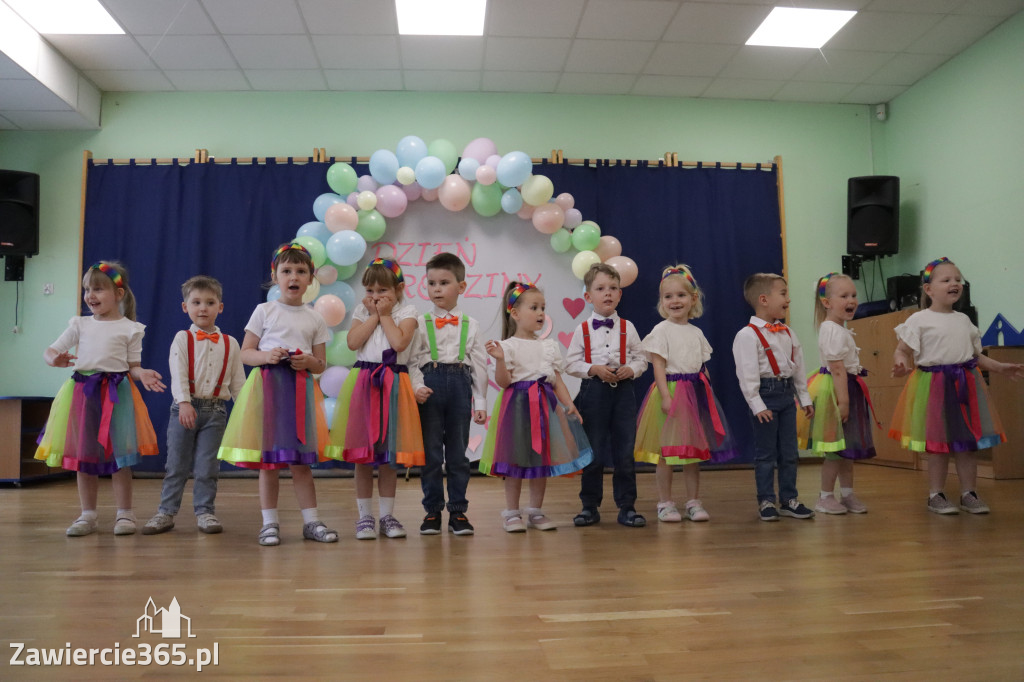 Fotorelacja II: Festyn Rodzinny w Przedszkolu Integracyjnym nr 3 w Zawierciu