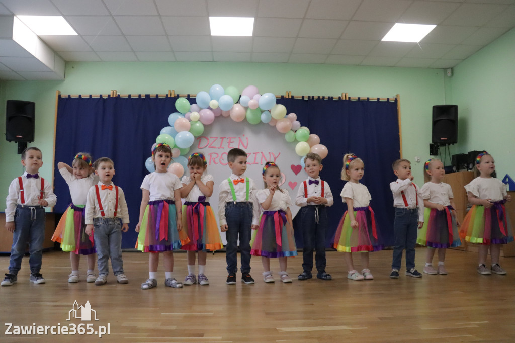 Fotorelacja II: Festyn Rodzinny w Przedszkolu Integracyjnym nr 3 w Zawierciu