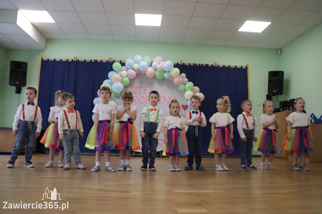 Fotorelacja II: Festyn Rodzinny w Przedszkolu Integracyjnym nr 3 w Zawierciu