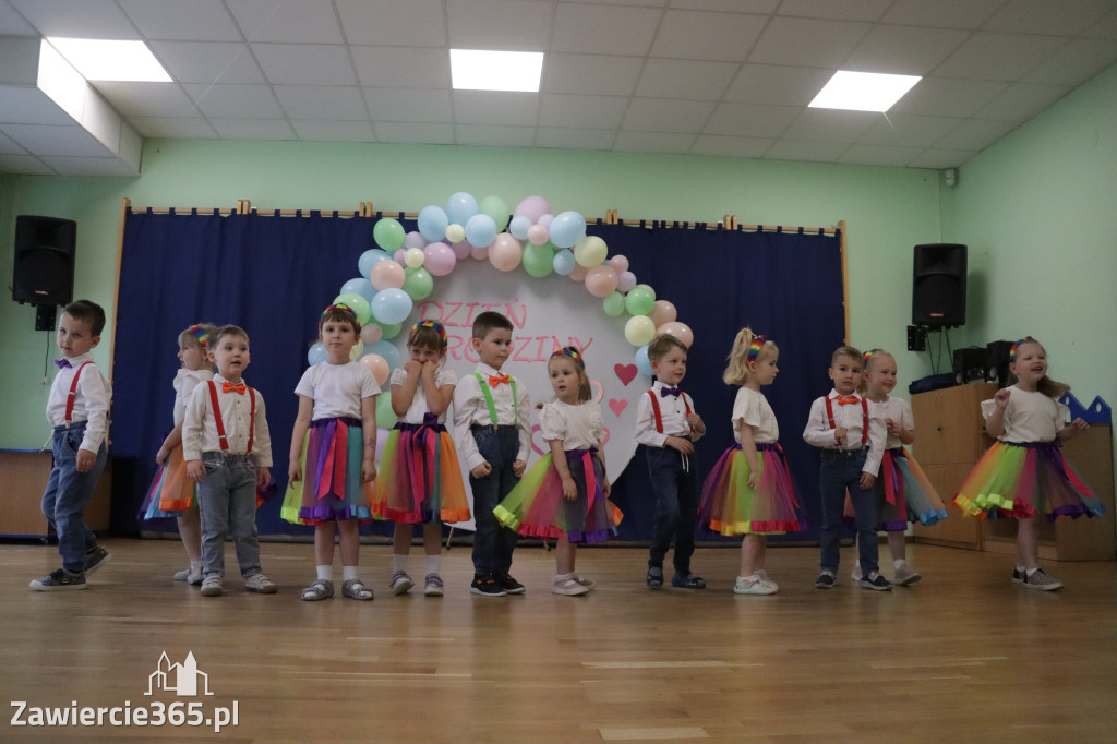 Fotorelacja II: Festyn Rodzinny w Przedszkolu Integracyjnym nr 3 w Zawierciu