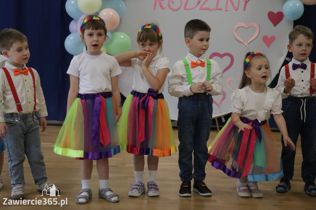 Fotorelacja II: Festyn Rodzinny w Przedszkolu Integracyjnym nr 3 w Zawierciu