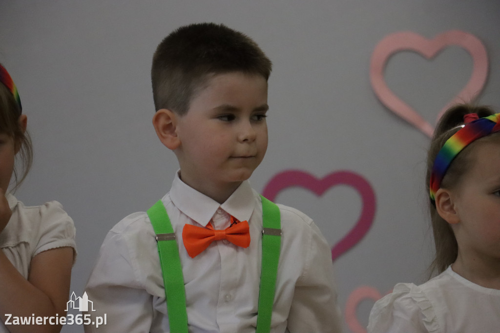 Fotorelacja II: Festyn Rodzinny w Przedszkolu Integracyjnym nr 3 w Zawierciu