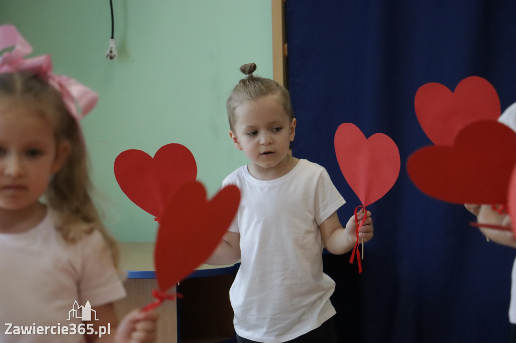Fotorelacja II: Festyn Rodzinny w Przedszkolu Integracyjnym nr 3 w Zawierciu