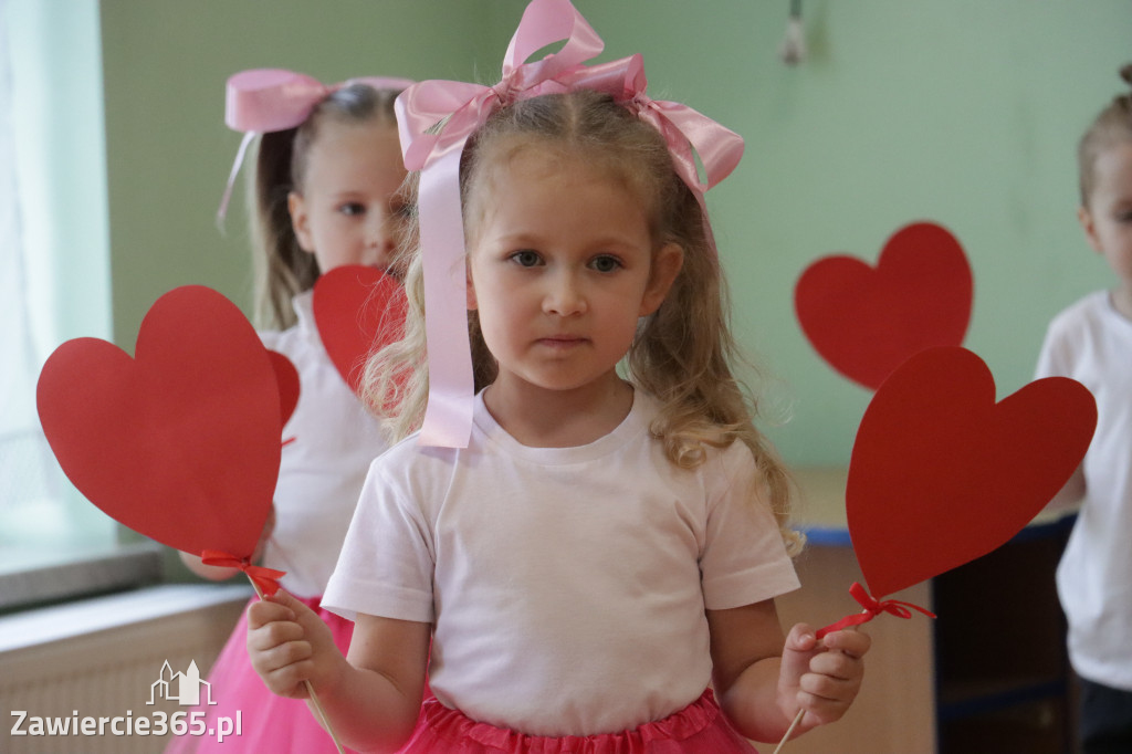 Fotorelacja II: Festyn Rodzinny w Przedszkolu Integracyjnym nr 3 w Zawierciu