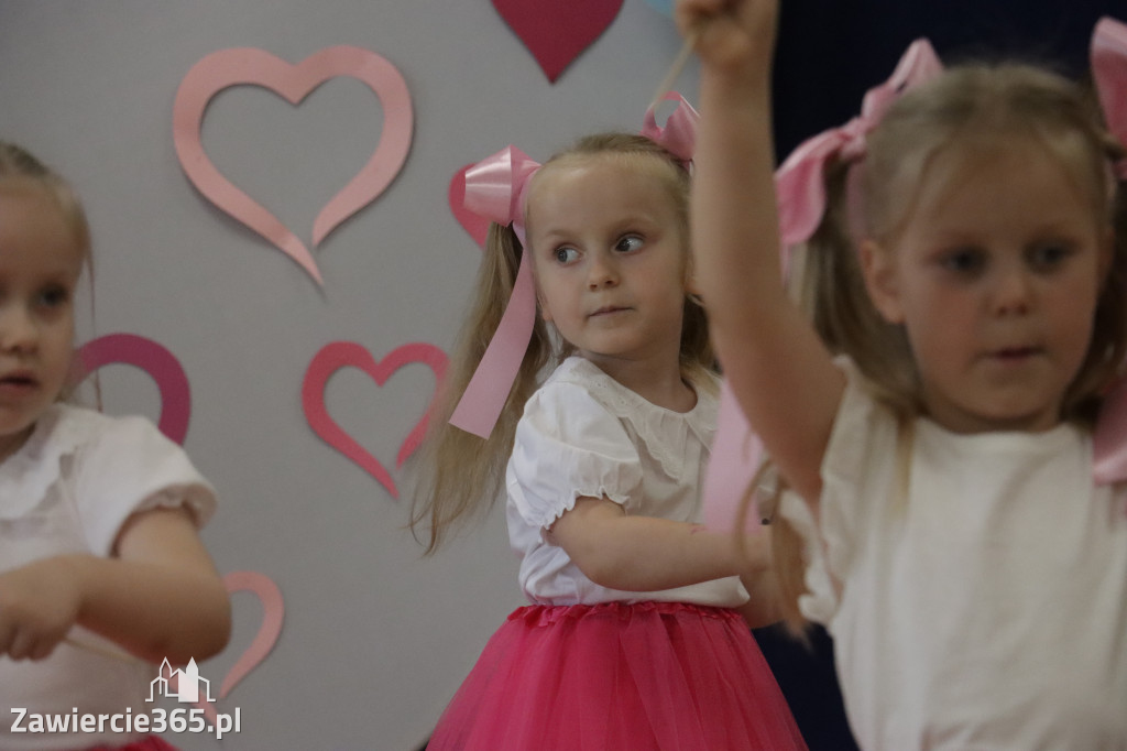 Fotorelacja II: Festyn Rodzinny w Przedszkolu Integracyjnym nr 3 w Zawierciu