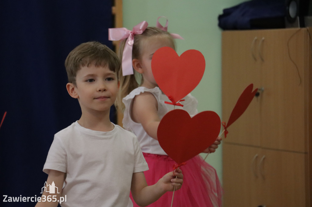 Fotorelacja II: Festyn Rodzinny w Przedszkolu Integracyjnym nr 3 w Zawierciu