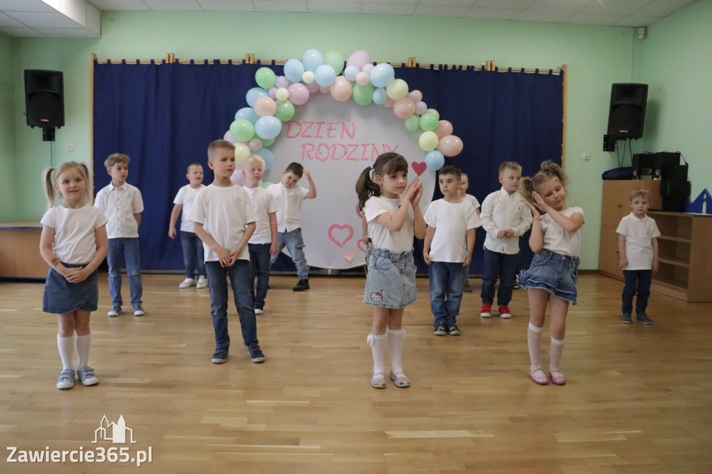 Fotorelacja II: Festyn Rodzinny w Przedszkolu Integracyjnym nr 3 w Zawierciu