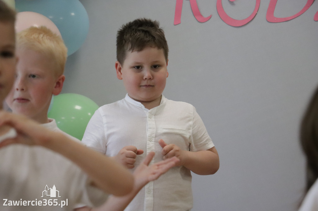 Fotorelacja II: Festyn Rodzinny w Przedszkolu Integracyjnym nr 3 w Zawierciu